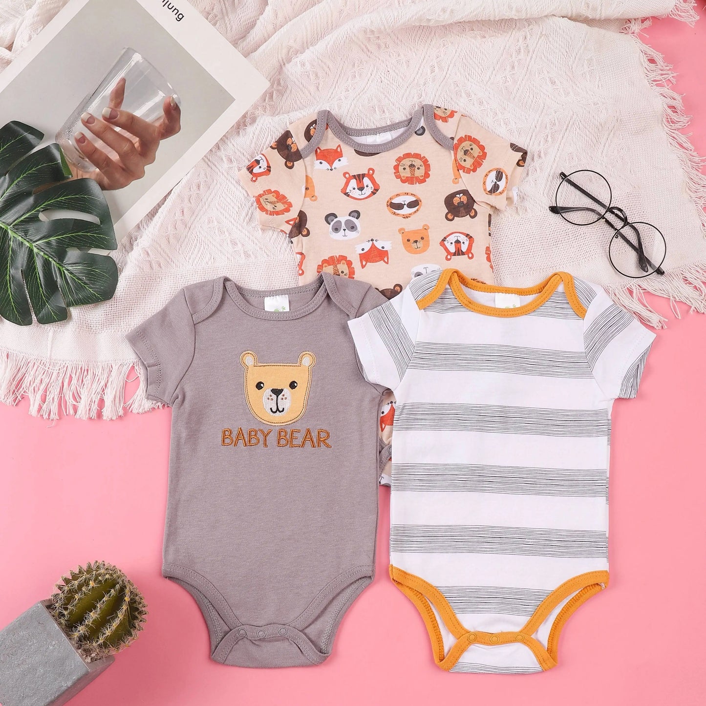 3PCS Sommer Jungen und Mädchen Nette Muster Hoodie Set Kurzarm Dreieck Overall Neugeborenen Baumwolle Bequeme Overall Pyjamas