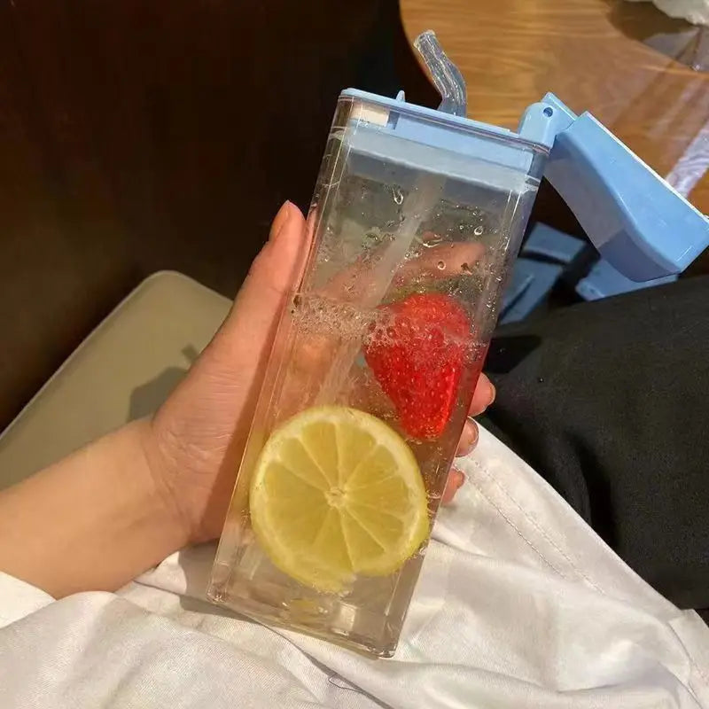 Accompanying cup Sports cup Net Red flat portable square box transparent water cup girls high appearance horizontal rectangular.