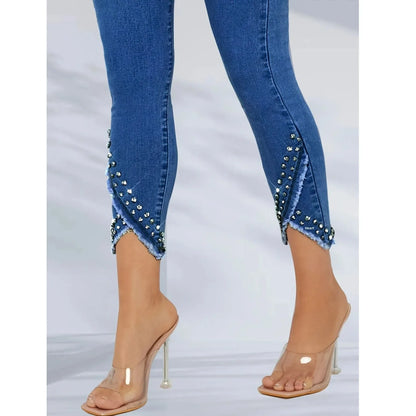 Plus Size Diamond Decorated Elastic Slim Fit Jeans Women's plus Size Washed Denim Stretchy Comfortable Big Size Female Pants.