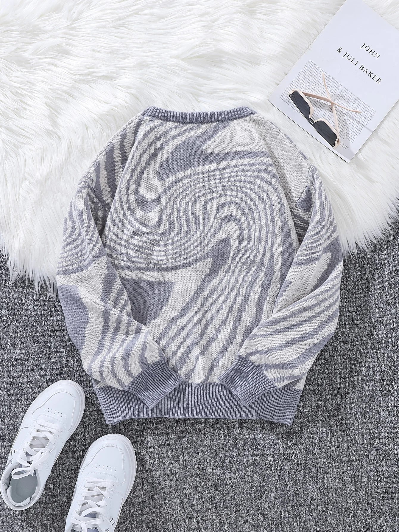 New Popular Street Ripped Abstract Starry Sky Pattern Pullover Ripped Sweater Casual Round Neck Knitted Men's Pullover.