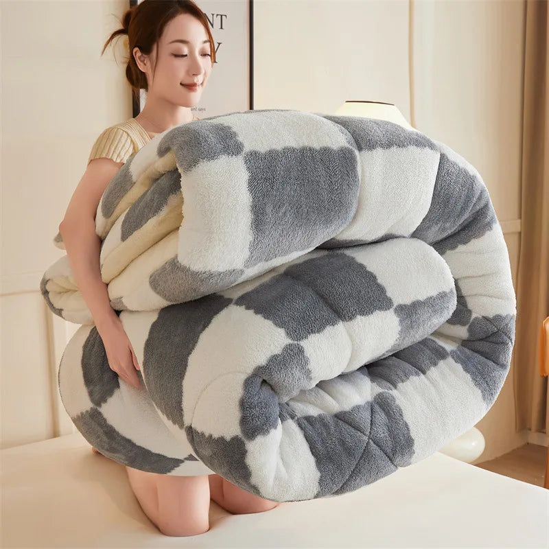 Super Thick Warm Winter Checkerboard Duvet Blankets Soft Artificial Lamb Cashmere Weighted Fluffy Warmth Duvet Comforter Quilt.