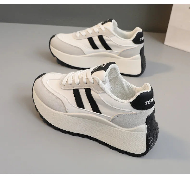 Spring Thick Bottom Women's Shoes 2025 Summer Casual Patchwork Leather Sneakers Casual Vulcanised Shoes Ladies Chaussure Femme.