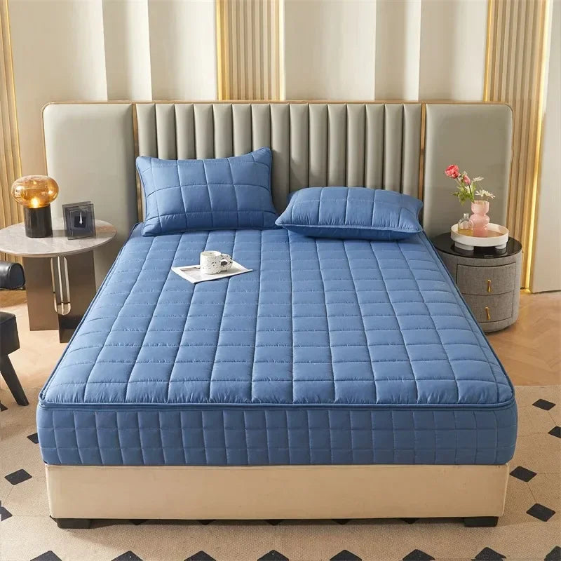 Breathable Quilted Mattress Protector with Soybean Fiber Padding Hypoallergenic Skin-Friendly Cover Machine Washable 720° Cover