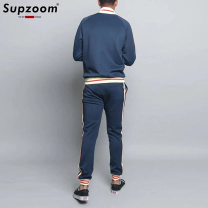 Supzoom New Arrival Top Fashion Leisure Uniform Autumn And Winter Couples Casual Striped Sports Running Sportswear Men Set.