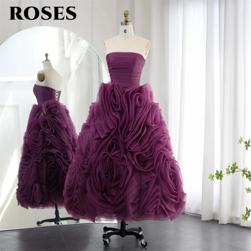 ROSES Lila Elegantes, wunderschönes Ballkleid, trägerloses formelles Tüllkleid mit Falten, gestuftes A-Linien-Abendkleid von Sezuza), maßgeschneidert.