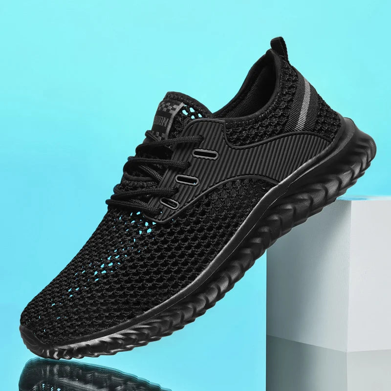 Sommer Herren Sneakers atmungsaktive und leichte Herren Casual Tennis Sneakers Hollow Mesh Herren Laufschuhe Tenis Masculino.
