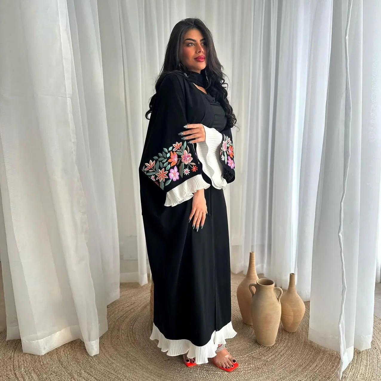 Arabian Embroidery Robe Muslim Women One Size Dubai Fashion Outer Wear Abaya Pleated Splicing Dress.