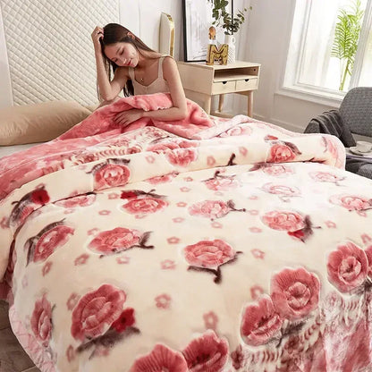 Double Layer Plush Blanket Winter Warm Comfortable Quilt Household Multiple Sizes Soft Comfortable Sheet 4 Season.
