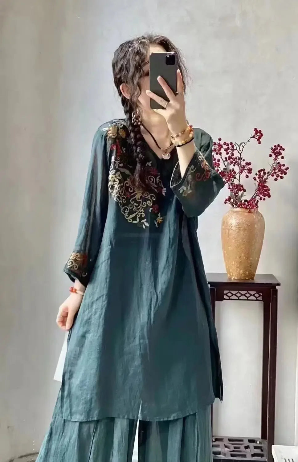 Schwerindustrie besticktes Kleid im Ethno-Stil, mittellang, Sommer, neuer Stil, Retro-Top, Rock mit Neun-Punkt-Ärmeln.