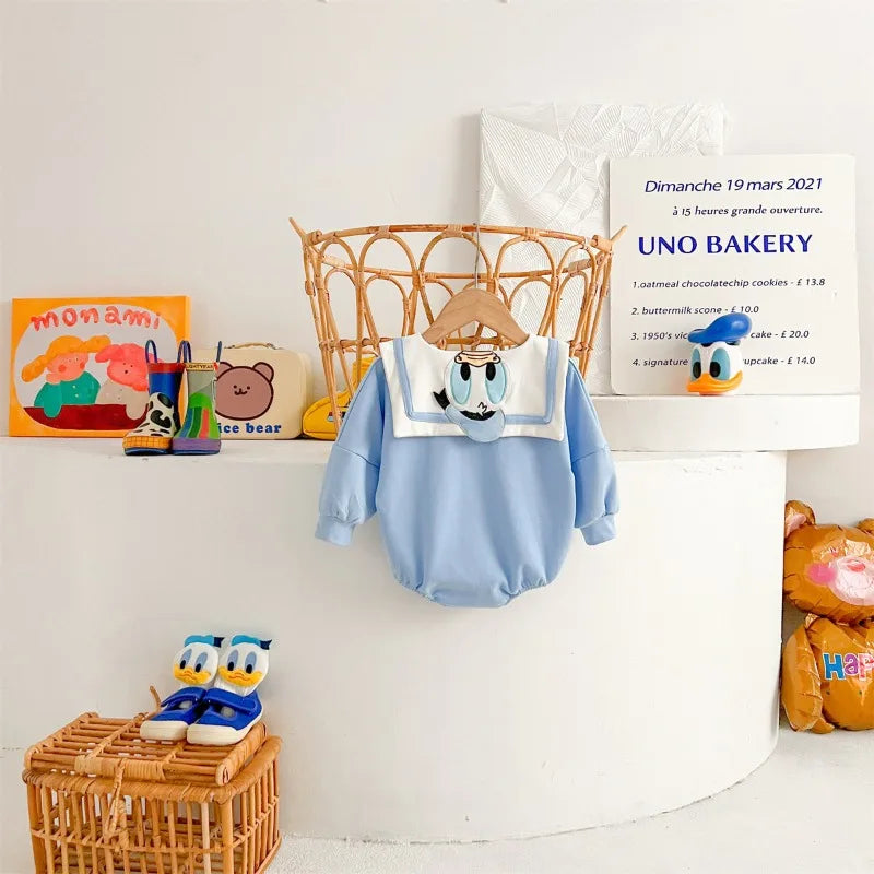 Neugeborenen Baby Strampler Socke Hut 3 stücke Set Cartoon Donald Daisy Ente Kleidung Jungen Mädchen Overall Infant Kurzarm Body k732