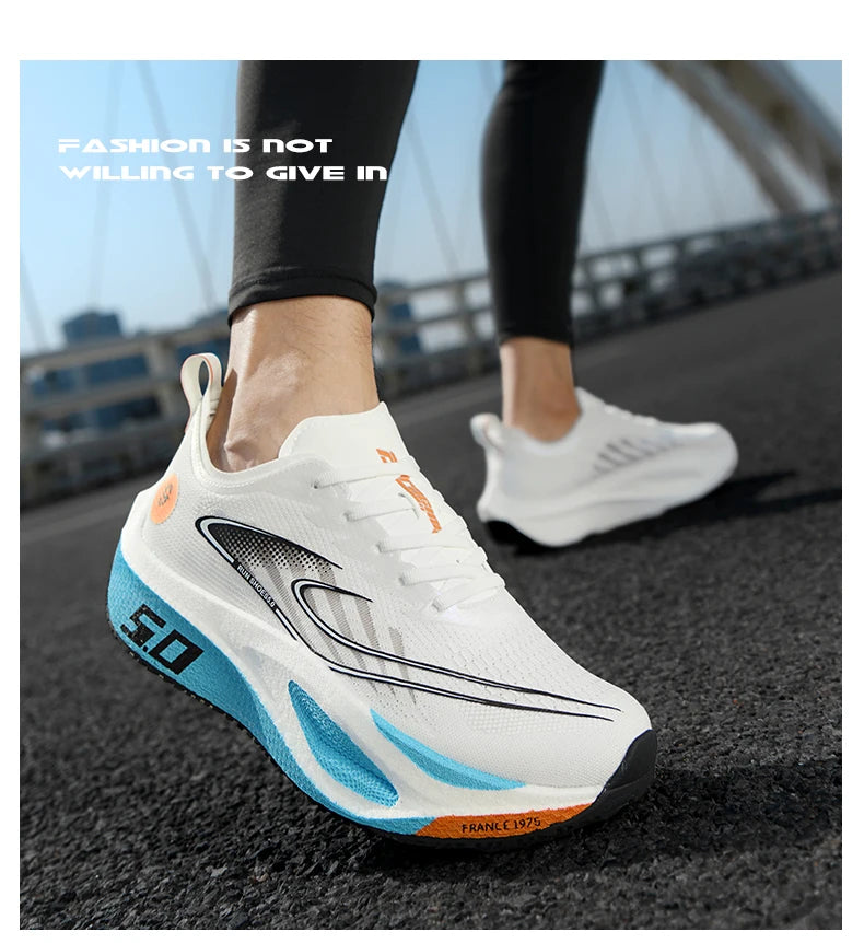 Men's Sports Shoes Cushioning Non-Slip Flat Wear Resistant Sneakers Mesh Breathable Platform Soft Running Shoes for Man.