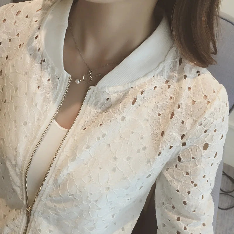 Women Spring/Autumn Cotton Lace Hollow Out Sport Jacket Long Sleeve Thin Sunscreen Outerwear Short Style Breathable Bomber Coats.