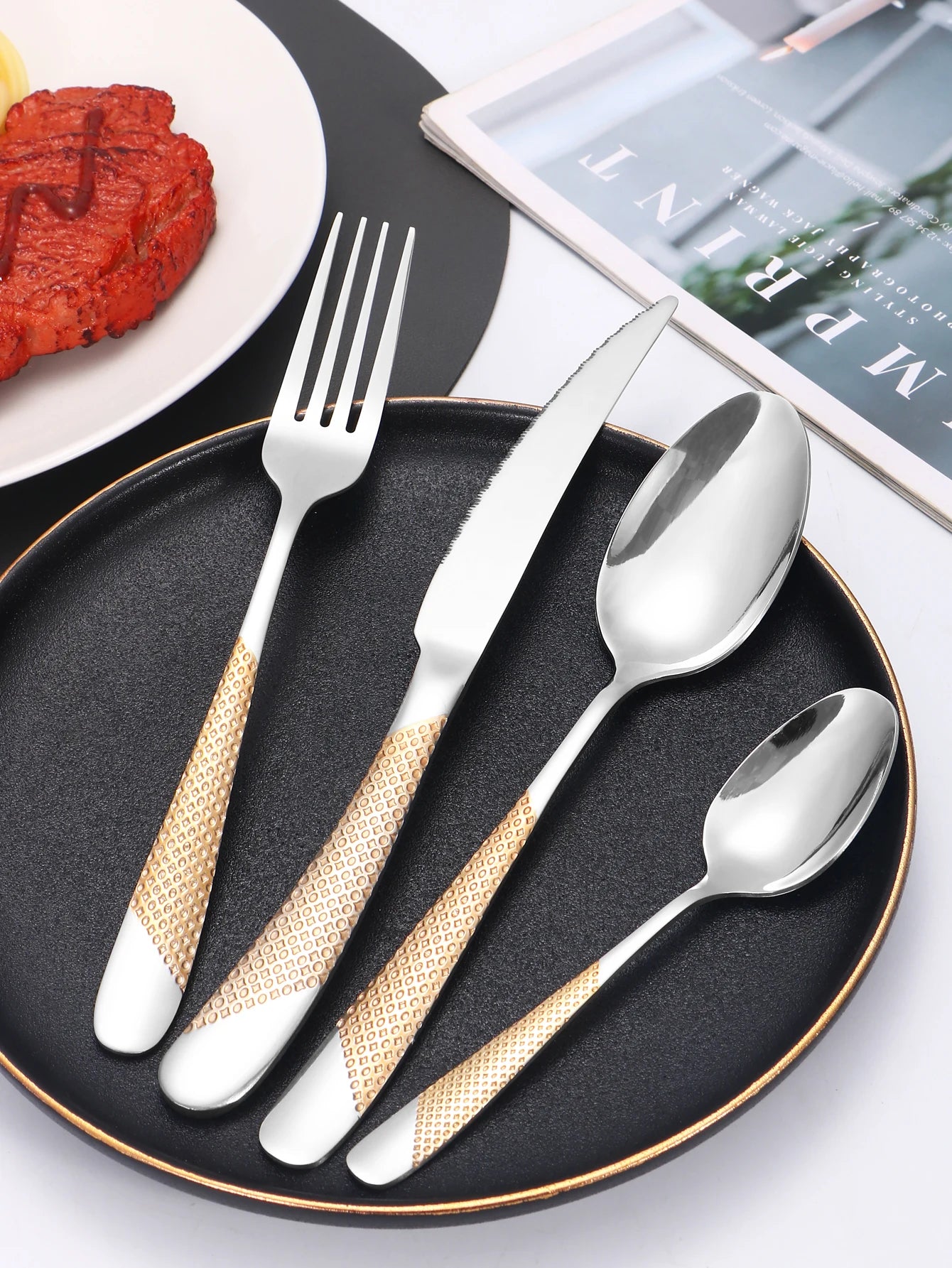 24pc Stainless steel tableware star steak knife and fork dessert fork spoon family suits.