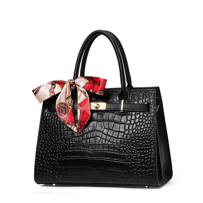 First-layer cowhide bag, red mother's bag, women's bag fashionable handbag, wedding  genuine leather shoulder bag.