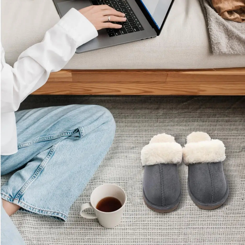 Kidmi Winter Men Plush Slippers Suede Fuzzy Soft Fluffy Collar Lining Men Slippers Indoor Warm Furry Fur House Flat Men Shoes.