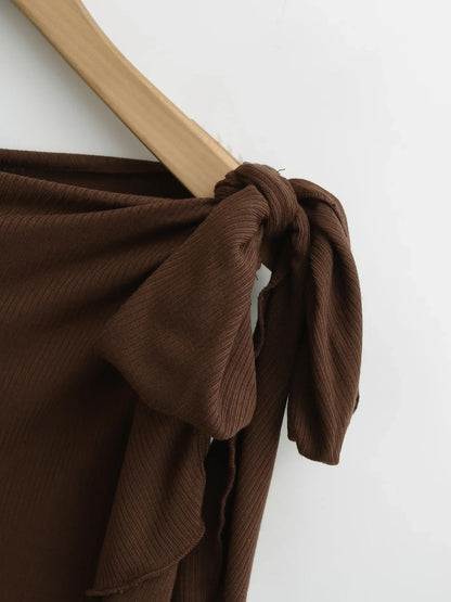 Shoulder Bared Short Sleeve T Shirt Women's Spicy Girl Design Slimming Top Summer New Style One Word Oblique Shoulder Tie Waist.