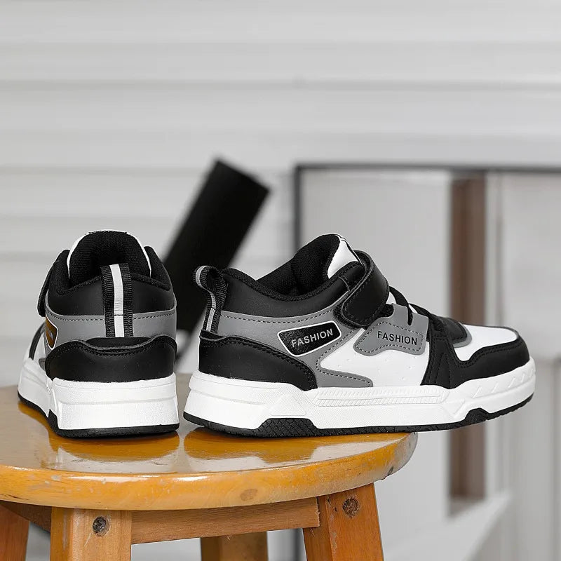 Autumn Children Sneaker Boys Sports Shoes Luxury Flat Sole PU Leather Kids Casual Skateboard Shoes Tennis Sneaker for Boy.