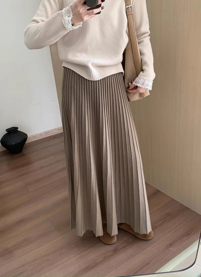2026 Khaki Cashmere Knitted Midi Skirt for Women, Loose Fit, Draped, Slimming A-Line Pleated Skirt for Autumn and Winter.