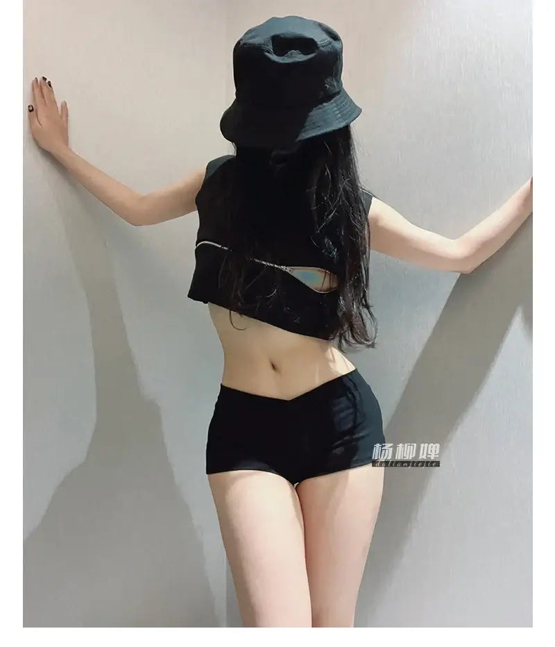 Simple Black Dance Fitness Running Ultra Short Sports.