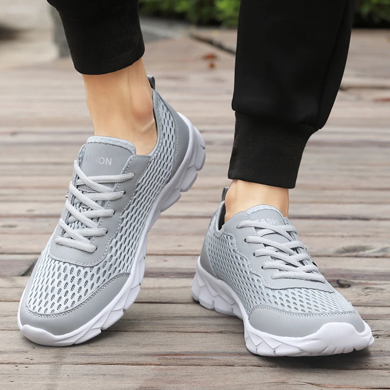 New Running Shoes for Men Comfortable Sports Shoes Lightweight Fashion Summer Plus Size 38-48 Breathable Sneakers for Men.