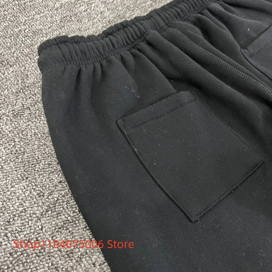 Pepe Studio Fleece-Lined Elastic Waist Jogger Pants Winter Warm Soft Loose Fit Sweatpants with Drawstring for Women Men.