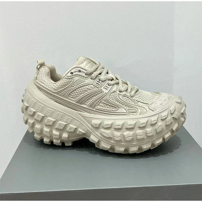 Fashion Brand Men's Or Women's Thick-soled Sports Shoes 2025 Spring New Rivet Design Couple Sports Shoes Breathable Casual Shoes.