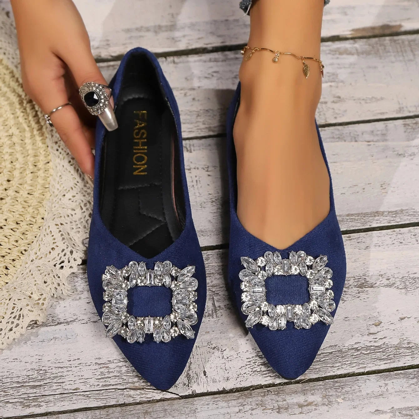 Women Flat Shoes 2024 Spring and Autumn Loafers Mesh Breathable Shoes for Women Comfortable Luxury Brand Casual Sneakers Women.