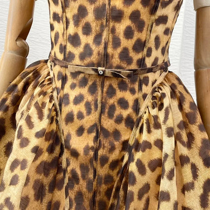 Klassisches Leopardenmuster, neues, hochwertiges 2025, Leinen-Seide, ärmellose Falten, Diamanten, Damen-Vintage-Spaghetti-Midikleid.