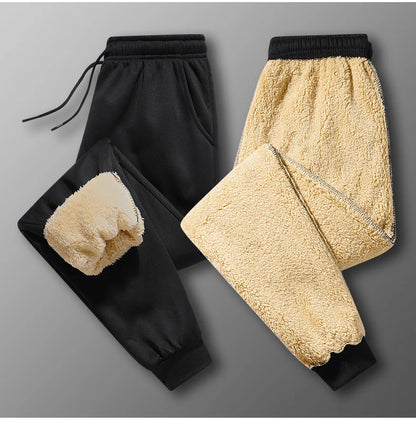 Pants for men in autumn and winter, thickened with fleece for outerwear, casual pants, warm lamb wool sports sweatpants.