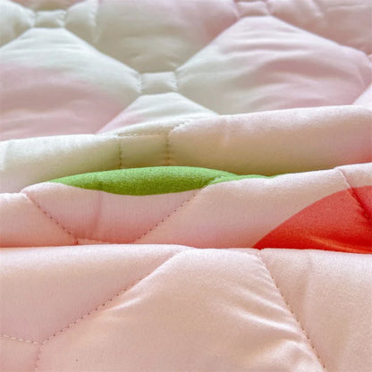 1pc Quilted Bed Cover Floral Style Bedspread Thicken Soft Bed Linen Elastic Mattress Protector cubre colchón (No Pillowcase).