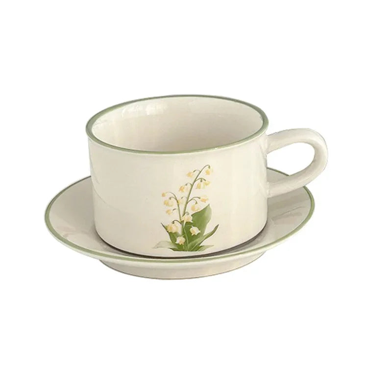 380ml Retro European Style Ceramic Mug Floral pattern Coffee Cup and Saucer Set Exquisite Latte Afternoon Tea cup Dessert Plate.