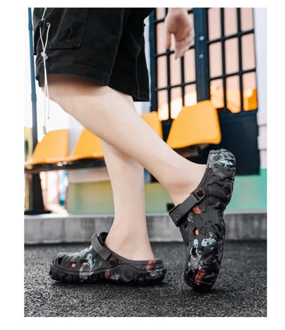 Plus Size 47 Men's Clogs 2025 Summer Sandals Beach Slippers Flat Sandals Men Leisure Slides Creative Printing Man Casual Shoes