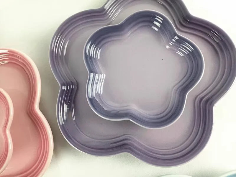 Plum Blossom Plate Flower Shaped Flower Plate Fruit Plate Solid Color Fashion Home Plum Blossom Plate.
