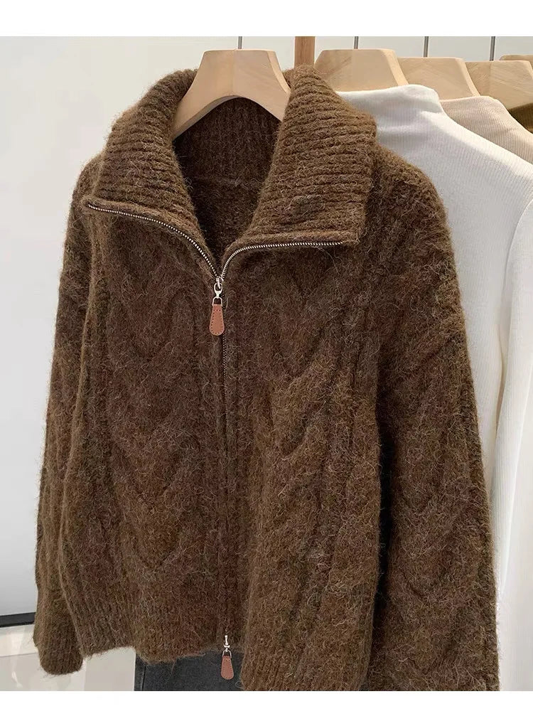 Women Autumn Winter New Lazy Style Loose Knitted Cardigan Retro Solid Color Double Zipper Turn-down Collar Sweater New Women Top.