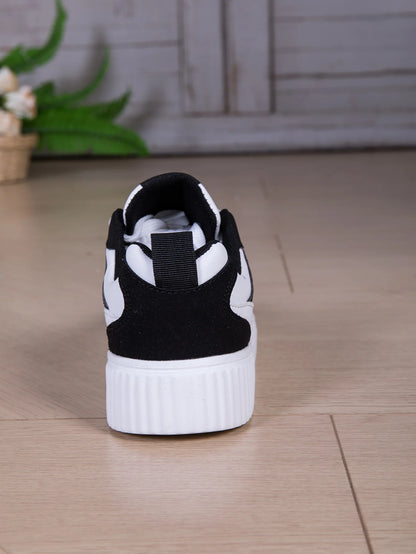 Women Shoes Skateboarding Shoes For Men Fashion Sneakers Lightweight White Black Sports Running Outdoor Casual Shoes Size36-46.