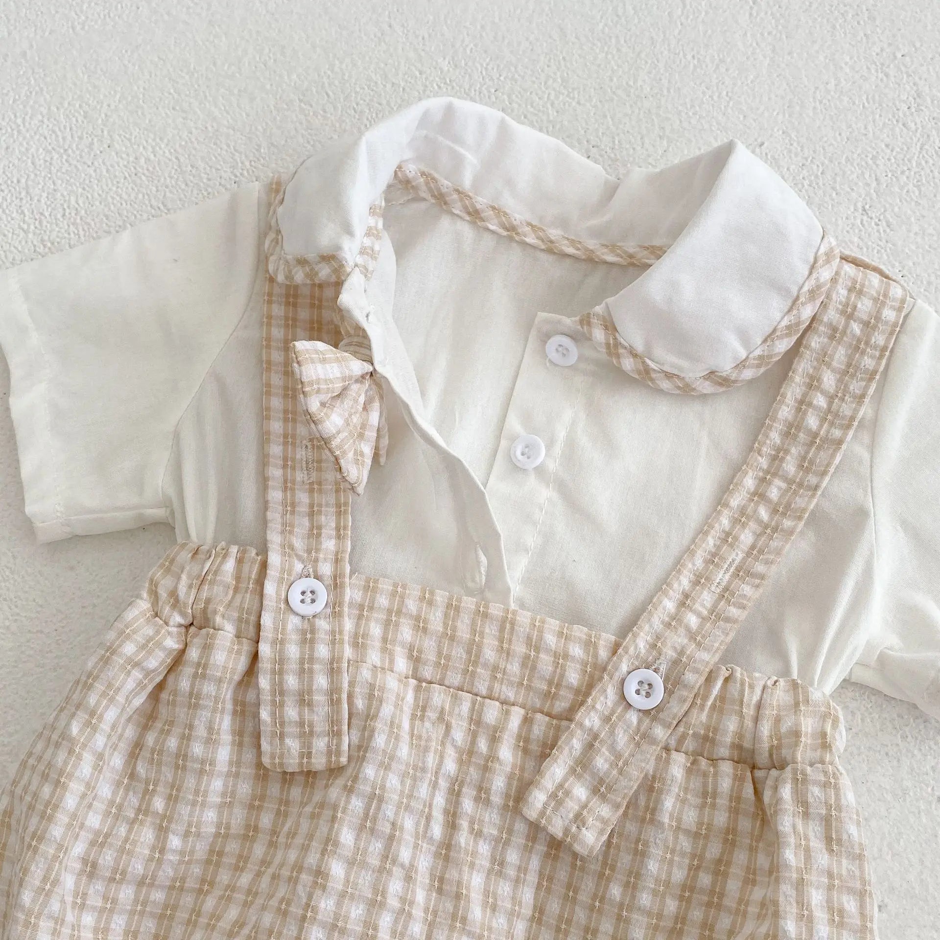 Bodys Sommer Baby und Kinder einteilige Kleidung Puppen hals kurz ärmel ige karierte elastische Bund Dreieck einteiligen Stram pler.