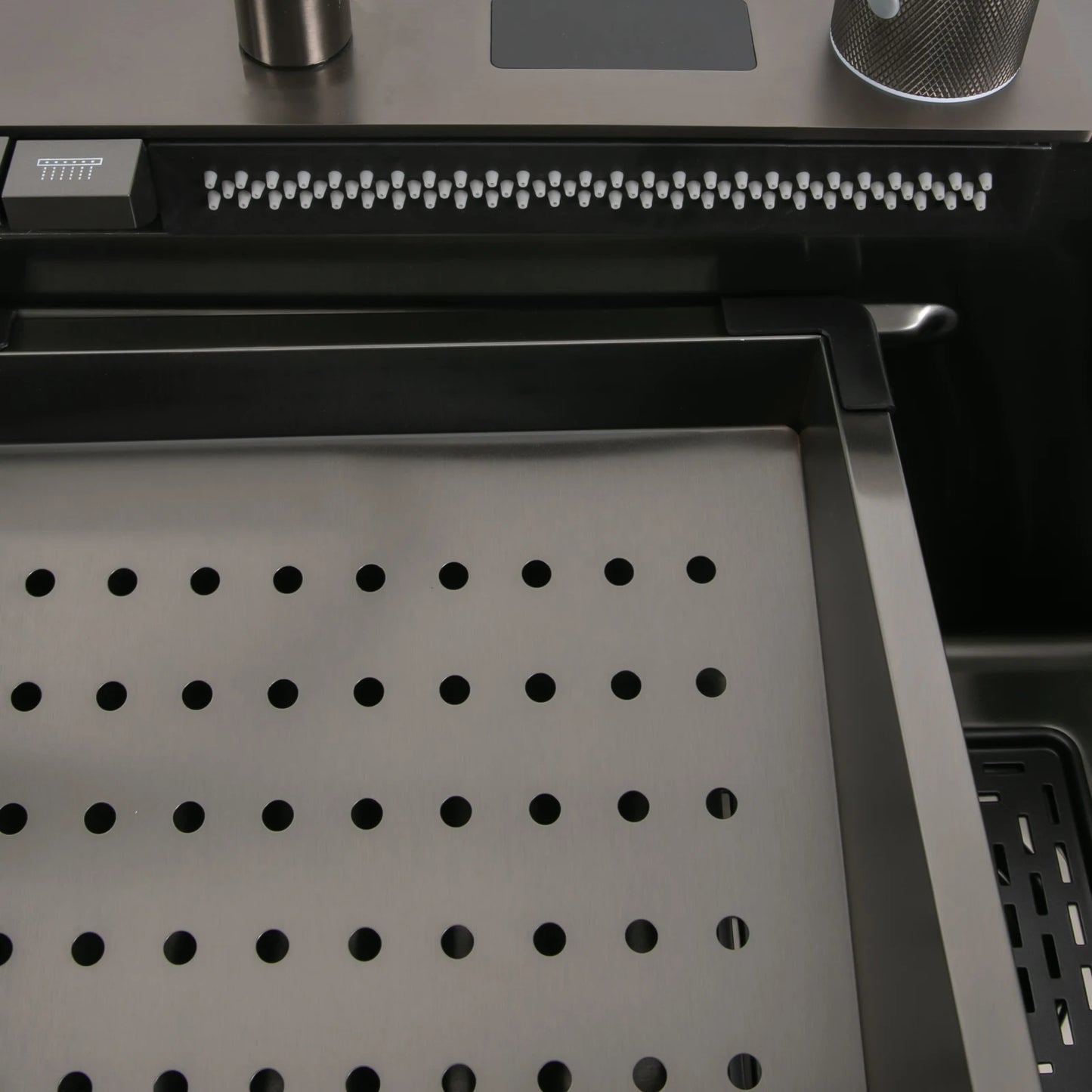 80 * 46 * 20 cm Edelstahlspüle 201 Nano-Galvanikprozess Dreifach 60 cm Rohrlänge 13 kg Bruttogewicht-Küchenspüle-Set