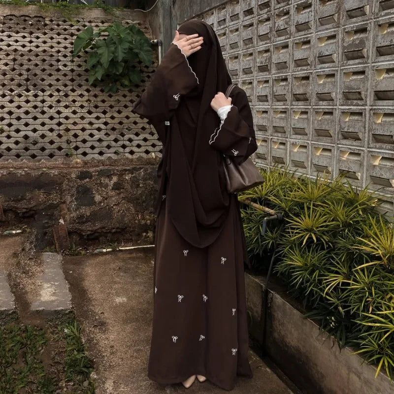 Luxus Dubai Schmetterling Stickerei Abaya Muslimische Frauen Modest Kleid Islamischen Femme Urlaub Outfit 2025, Mode Türkei Kaftan Robe.