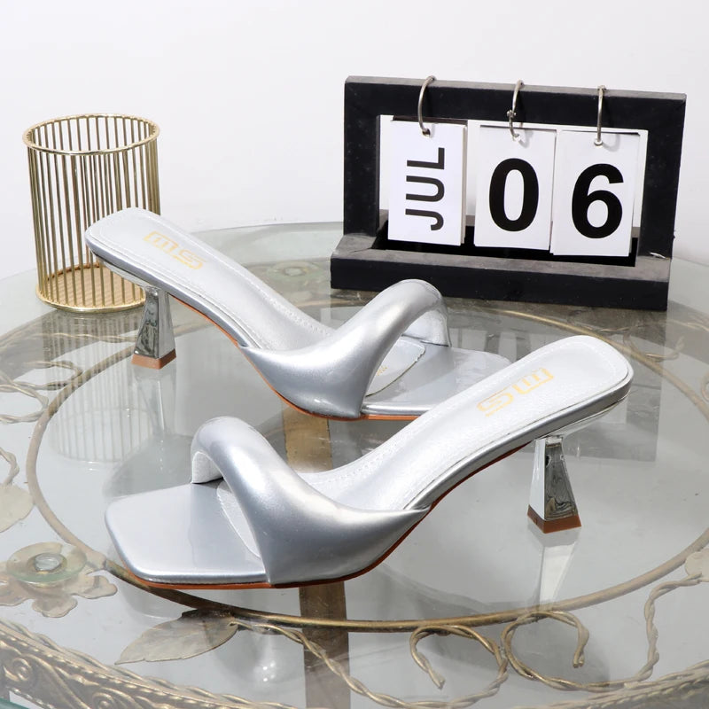 High heeled slippers 2025 Summer wear open-toed Women's sandals with thin heels 7CM Sexy red high heels Banquet shoes.