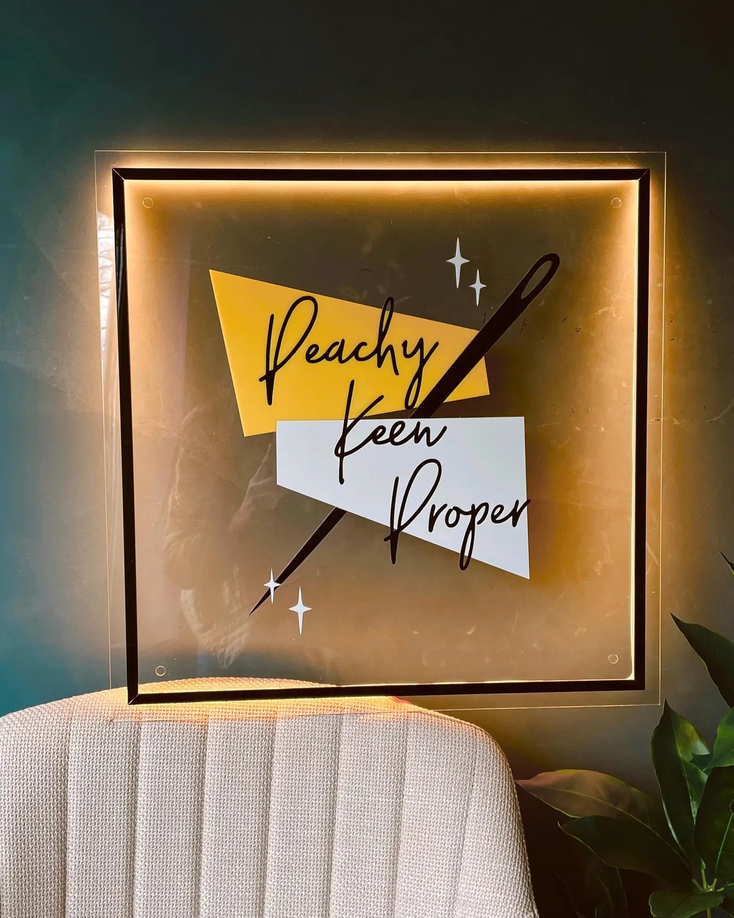 Custom Business Logo LED Sign Backlit Acrylic 3D Rectangle Wall Decor for Beauty Salon Office Company Logo Lighting Signage.