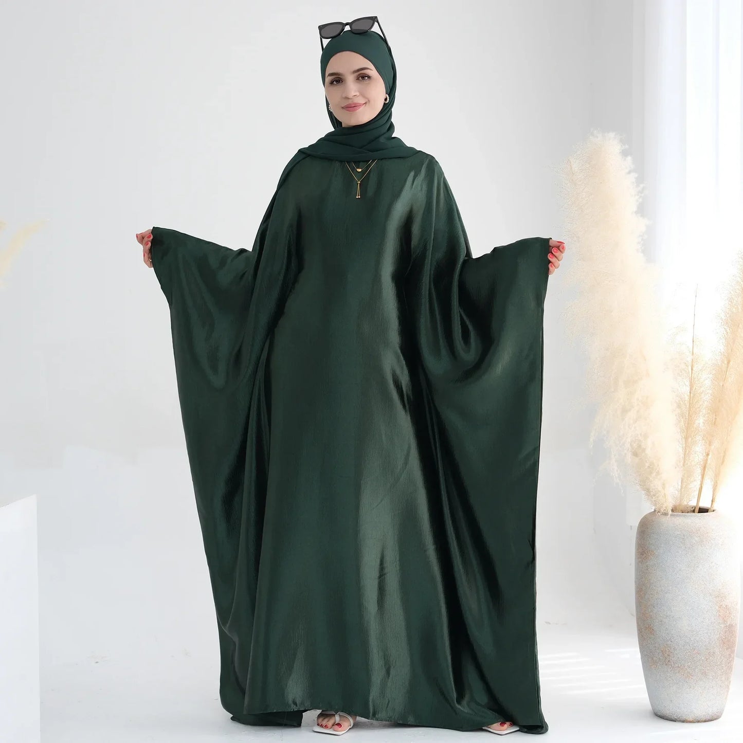 Batwing Butterfly Satin Abaya Dubai Luxury Muslim Kaftan Maxi Dress Abayas For Women Kebaya Robe Caftan Marocain Femme Vestidos.