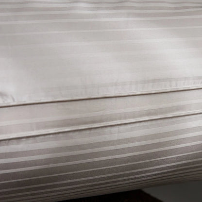 100% Goose Down Pillows Neck Pillows for Sleeping Bed Pillow 100% Cotton Cover with Goose Donw 1pc Hotel Collection Soft Comfort.