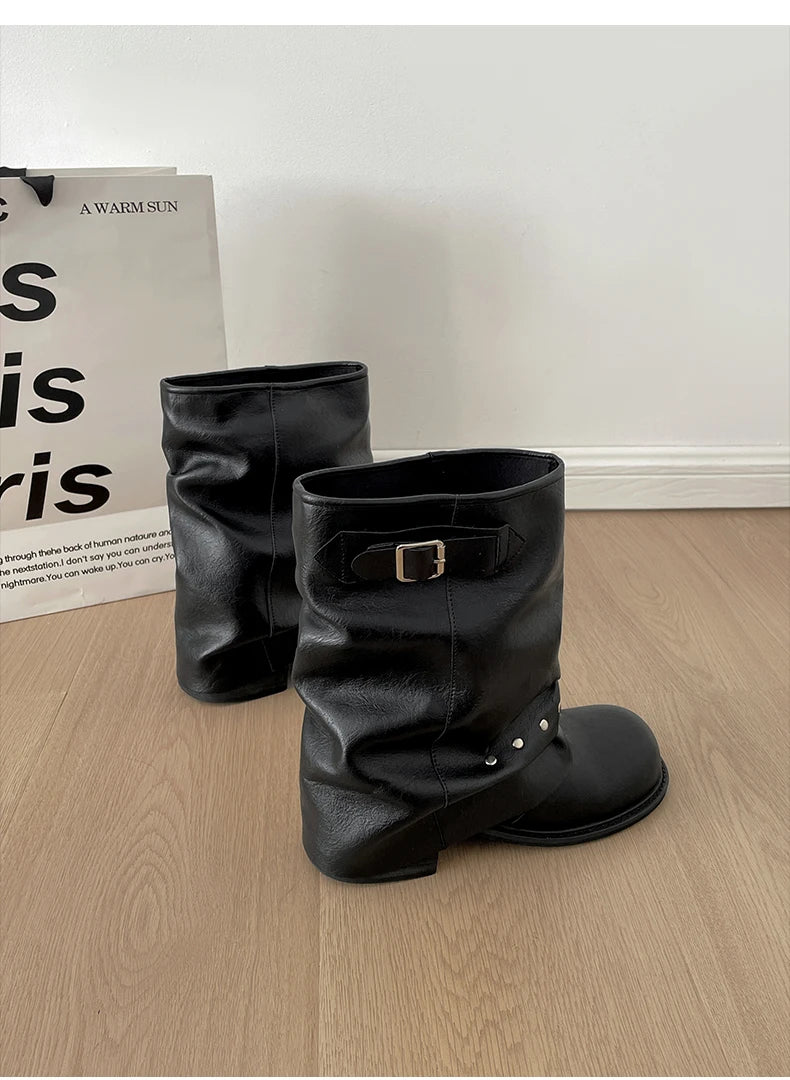 Winter Pleated Women Western Ankle Boots Fashion Rivet Belt Buckle Shoes Ladies Concise Vintage Thick Heel Short Booties.