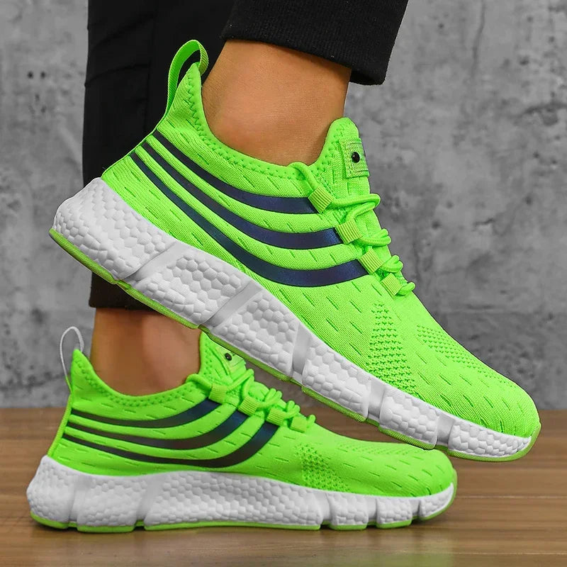 Men’s Sneakers Comfortable Breathable Platform Shoes Summer Man Running Shoes Breathable Comfortable Fashion Walking Sneakers.