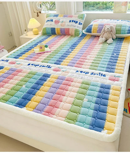 Winter Soft Thick Flannel Mattress Toppers Dormitory Single Double Bedspread Warm Bed Sheets Mattress Cover Fold Tatami Thin Mat.