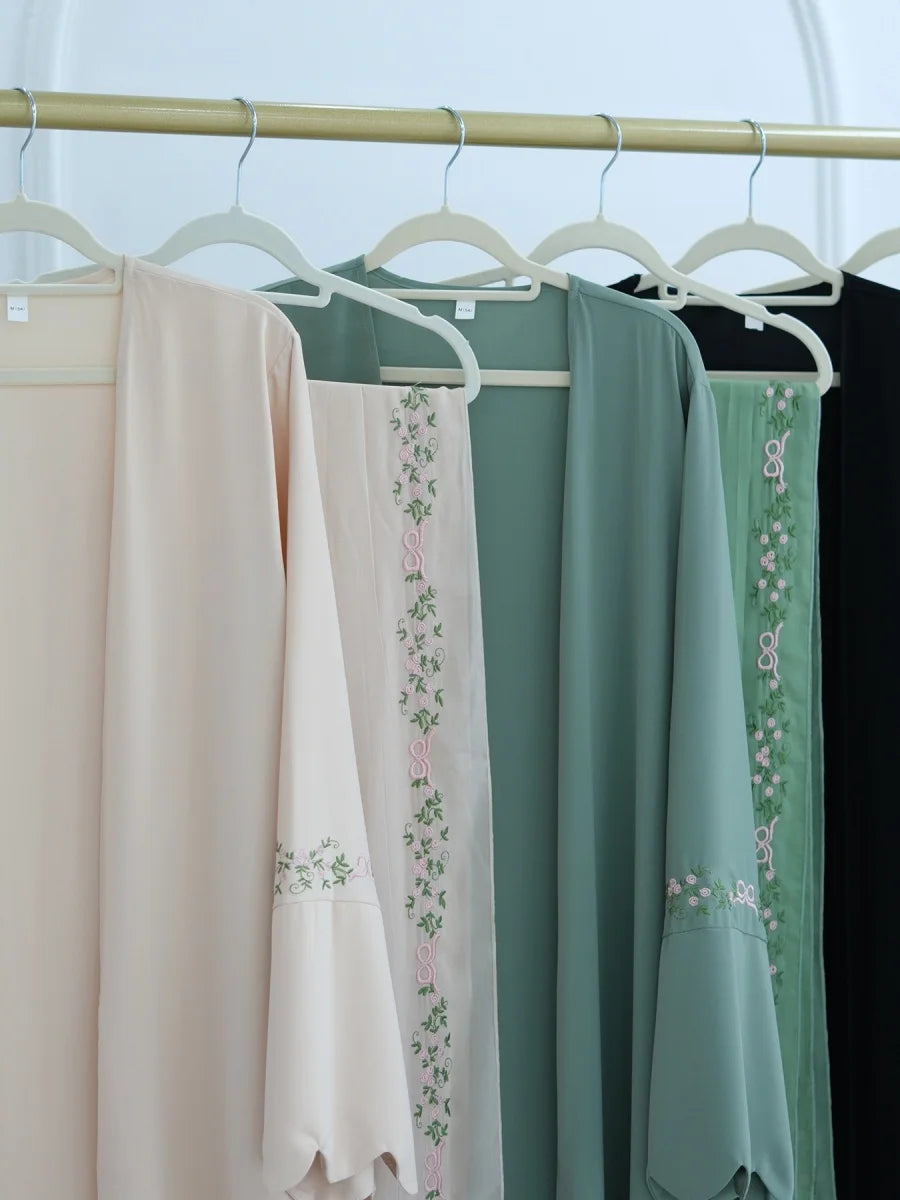 Middle East Women Arabic Dubai Abaya Luxury Kimono Cardigan Floral embroidery Long Dress Modest Robe Femme Islam Clothing Kebaya.