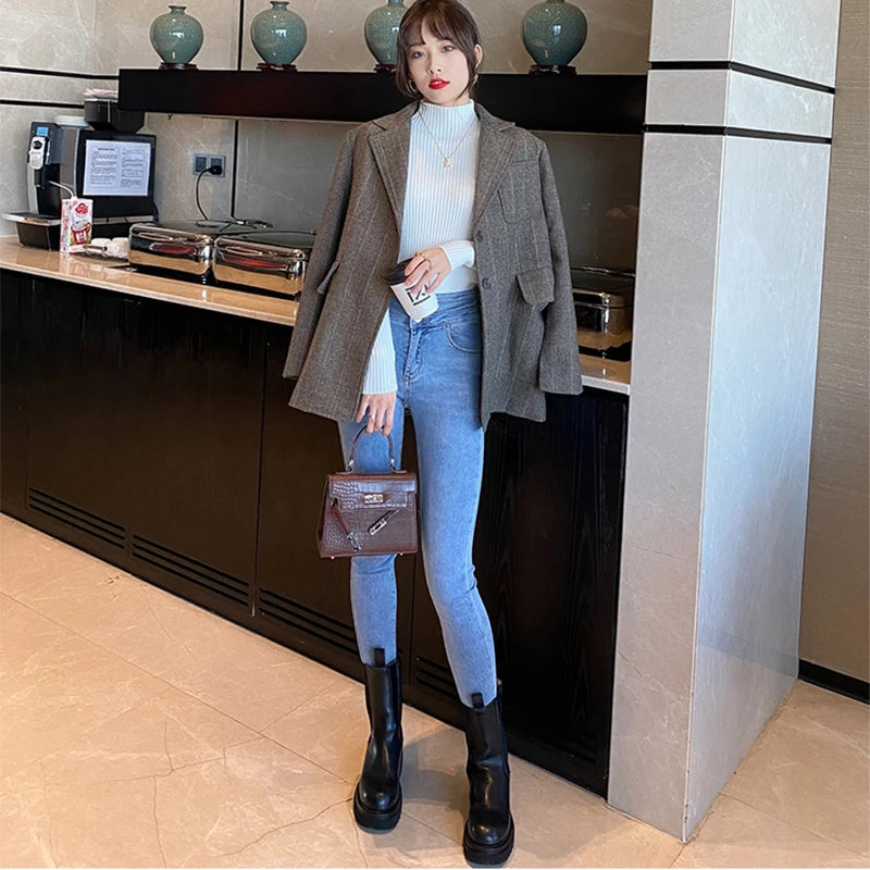 Herbst Und Winter Vielseitig Kleine Hohe Kragen Grundlegende Basis Engen Pullover Koreanische Mode Casual Langarm Top Für Frauen.