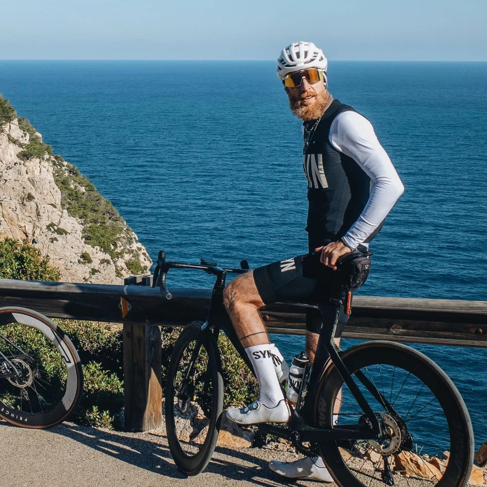 SYN Pro Cycling Socks Men Women High Quality Breathable Bicycle Socks MTB Road Bike Sport Football Basketball Knitting Socks.