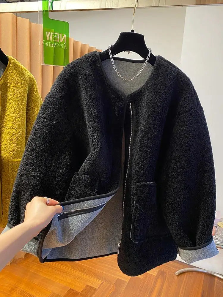 Hochwertige Lammwolljacke für Damen, lockerer warmer Samtmantel, 2025, neuer Frühling und Herbst, große Taschen, modische Oberbekleidung, M-3XL