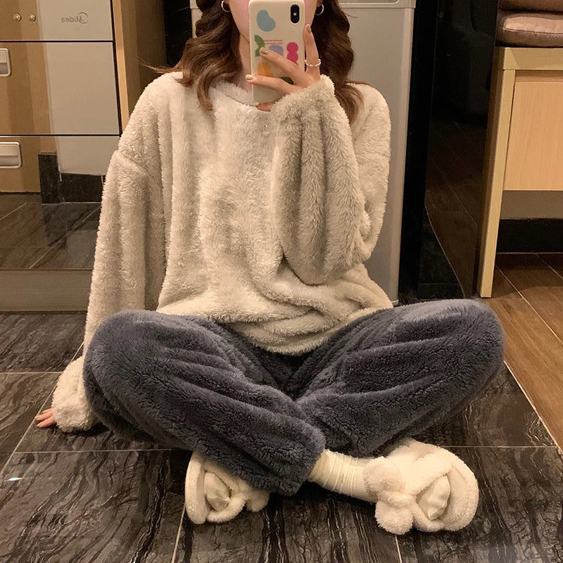 Winter Fleece Women Pajamas Set  Sleepwear Solid Velvet 2 Piece Pant Home Suit Fluffy Casual Warm Flannel Night Wear.